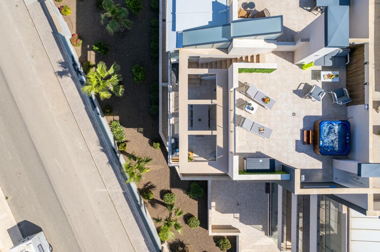 Ferienwohnung La Zenia Cocoon - Luxury Penthouse With Jacuzzi, 2 Pools, Indoor Heated Pool, Sauna, Gym, Playstation Dehesa de Campoamor  Exterior foto